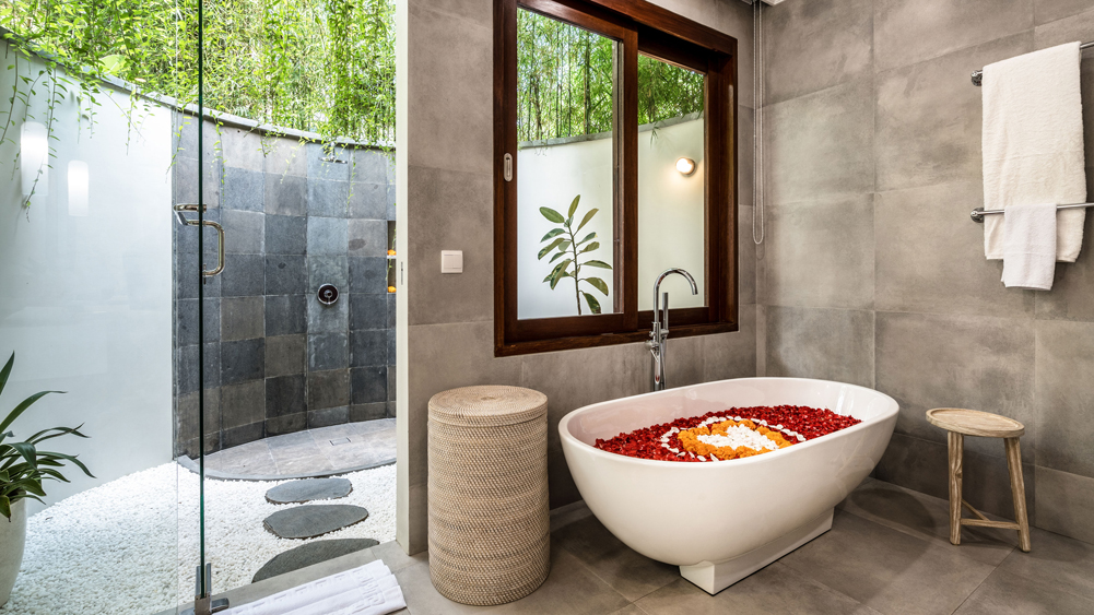 Pala Ubud - Villa Catur - Tranquil en suite bathroom